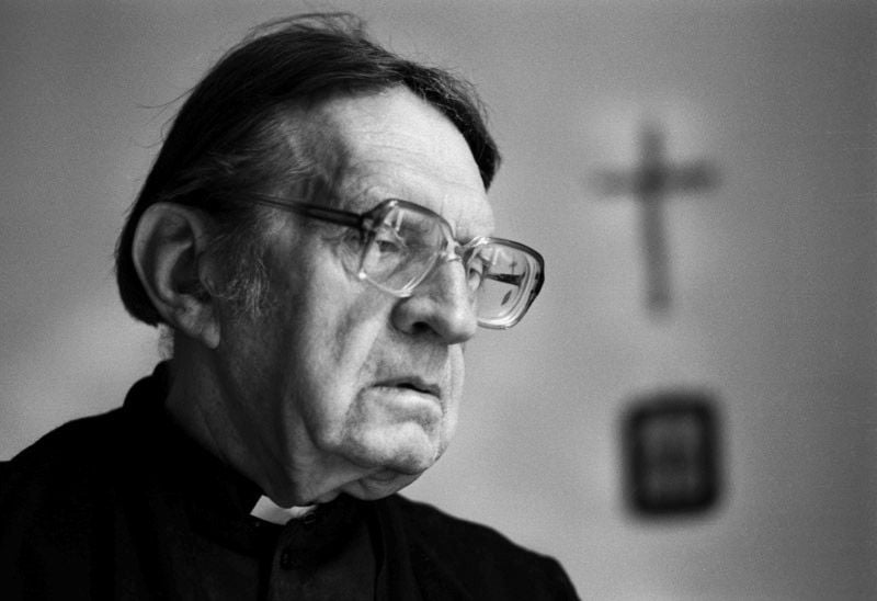 Jan Twardowski - Życie i twórczość | Artysta | Culture.pl